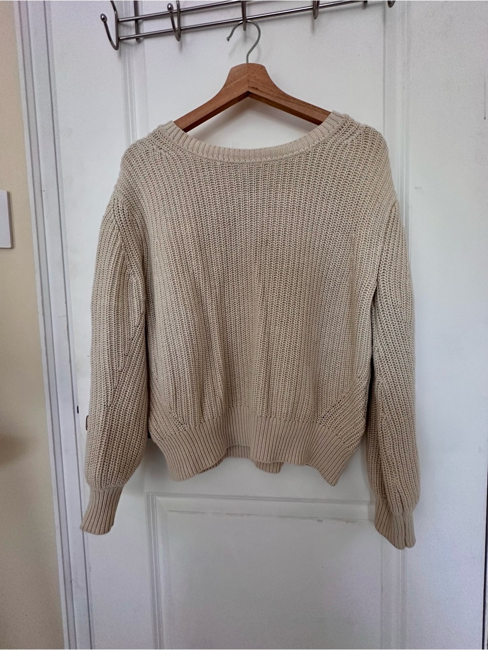 GAP Cream Crewneck Knit Sweater